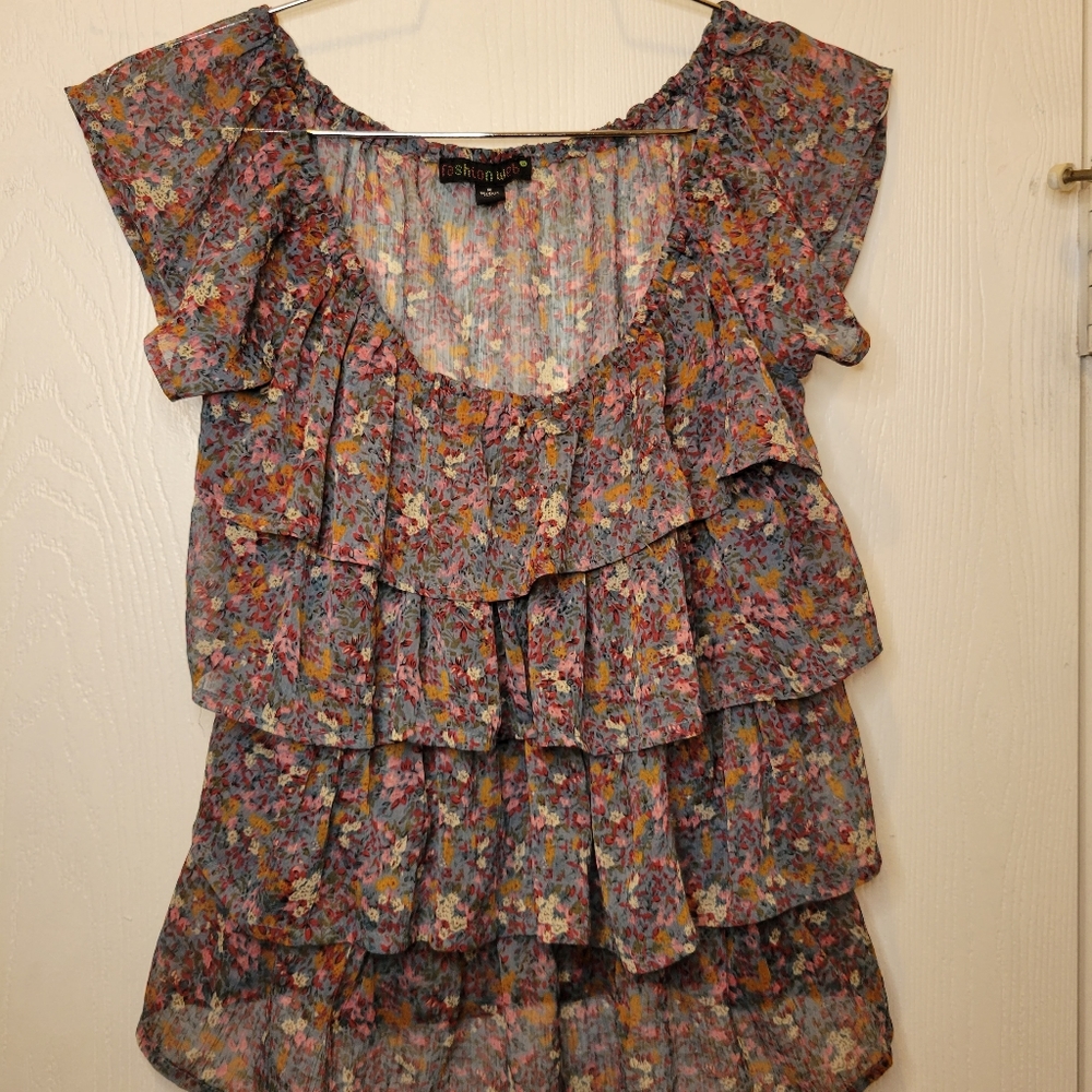 Fashion Web Scoopneck Blouse sz Medium
